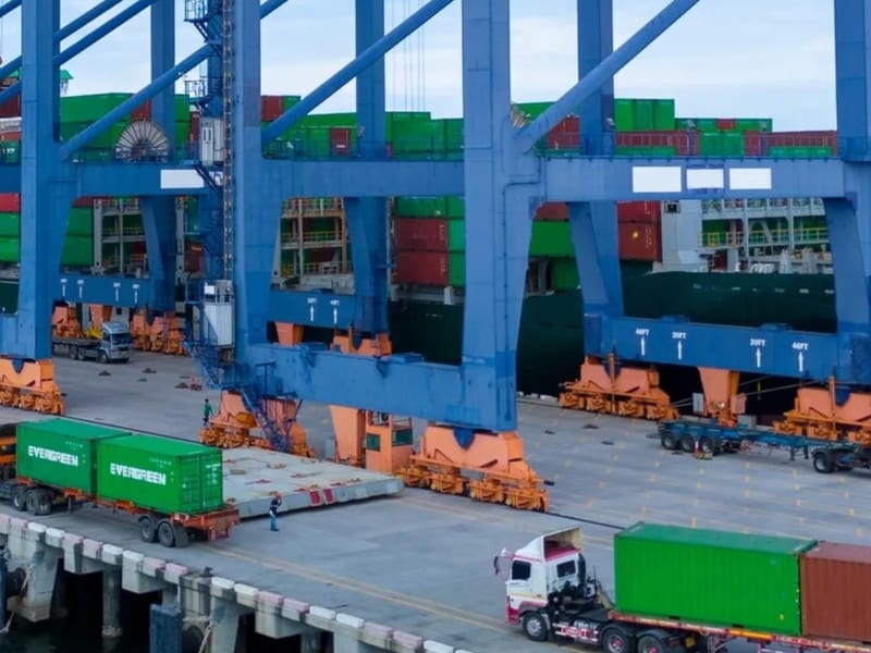 MGT® Flooring container shipping and global export operations